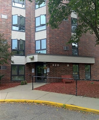 Holmes Park Village property
